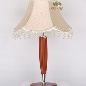 Đèn Bàn Gỗ MT9018