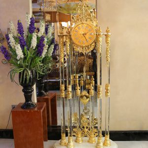 Đồng Hồ Cây Pha Lê AP5055