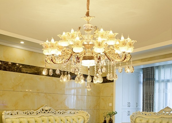 Đèn chùm trang trí có thể được dùng rộng rãi cho nhiều vị trí khác nhau trong không gian ngôi nhà