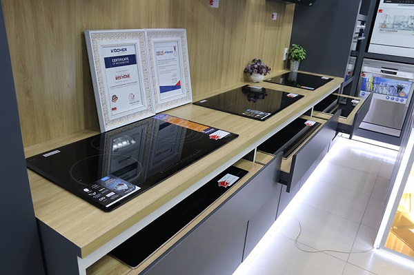 Việc chọn thiết bị phù hợp không chỉ dựa vào thương hiệu hay tính năng mà còn phải cân nhắc chi phí đầu tư hợp lý