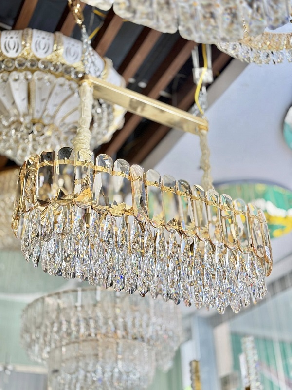 Xu hướng “đơn giản nhưng sang trọng” trở thành tiêu chí hàng đầu khi chọn mua đèn trang trí