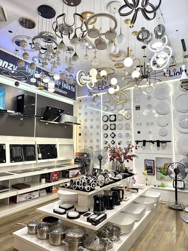 Khách hàng thường ưu tiên các thiết bị bếp thông minh, tiết kiệm năng lượng và có thiết kế tinh gọn, phù hợp không gian nhà phố – chung cư